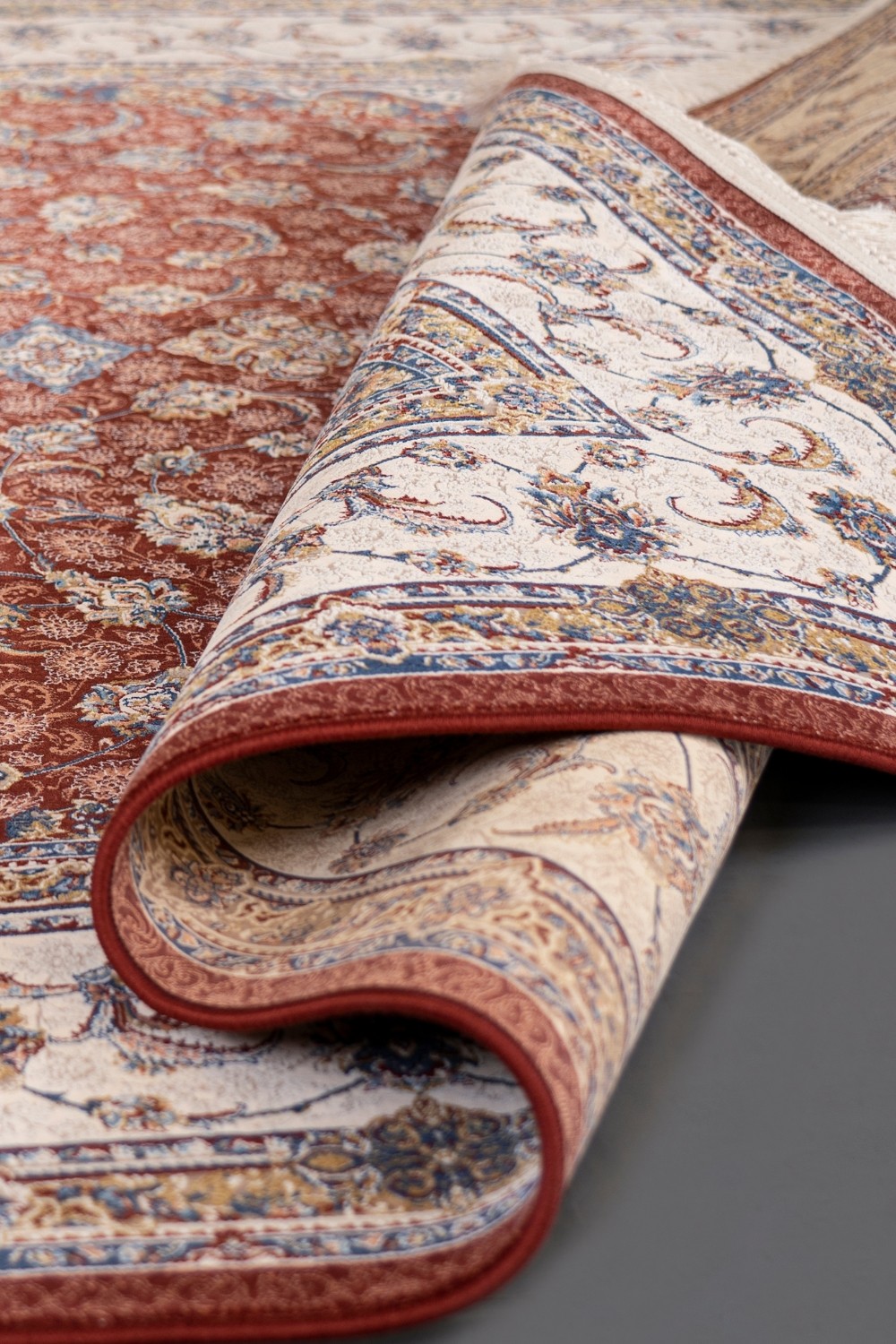 xr:d:DAFVe-edIJM:34,j:44399578789,t:22123011